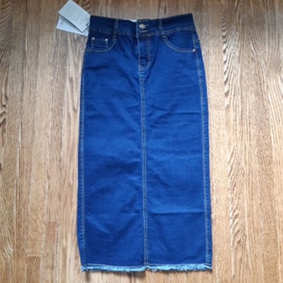 Long jean skirt - Picture 1 of 3